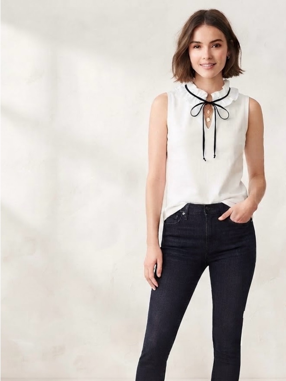 J.Crew Ruffled-Neck Sleeveless Top with Black Tie - Size XS - EUC